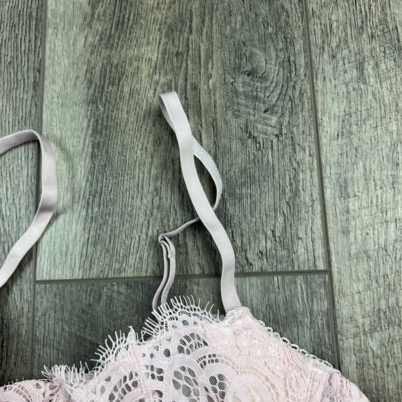 34B VS Light Pink Demi Bra - Picture 8 of 12
